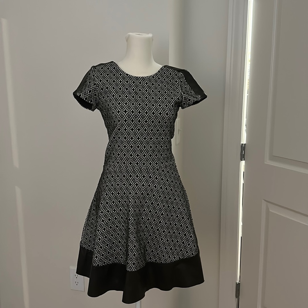 Parker black and white geometric diamond dress with black leather trim, size sm